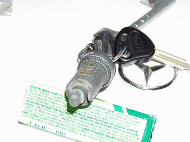 Rozmiar: 42915 bajtów