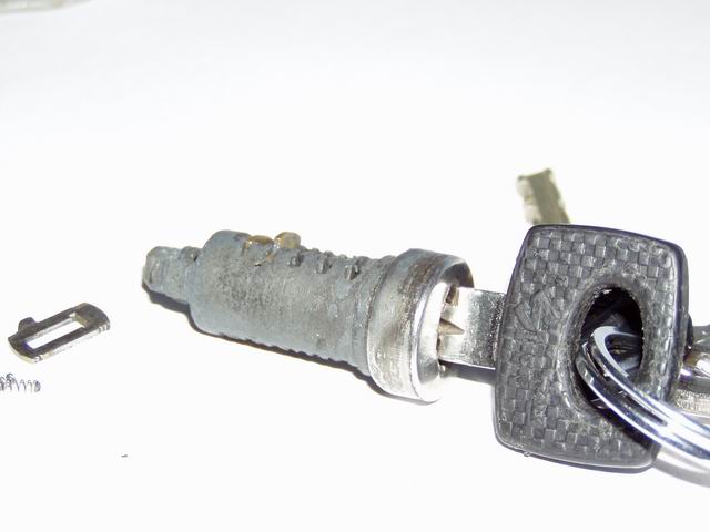 Rozmiar: 31493 bajtów